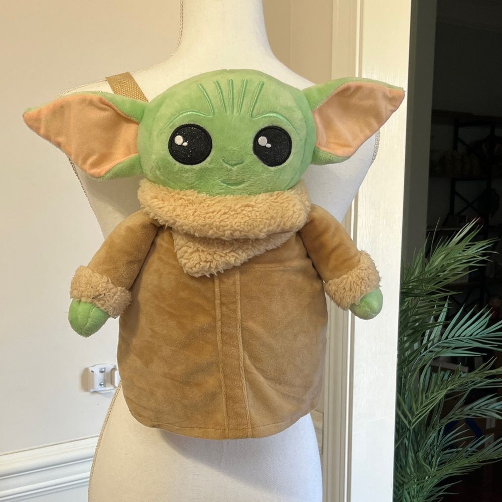 NWOT Baby Yoda Plush Backpack